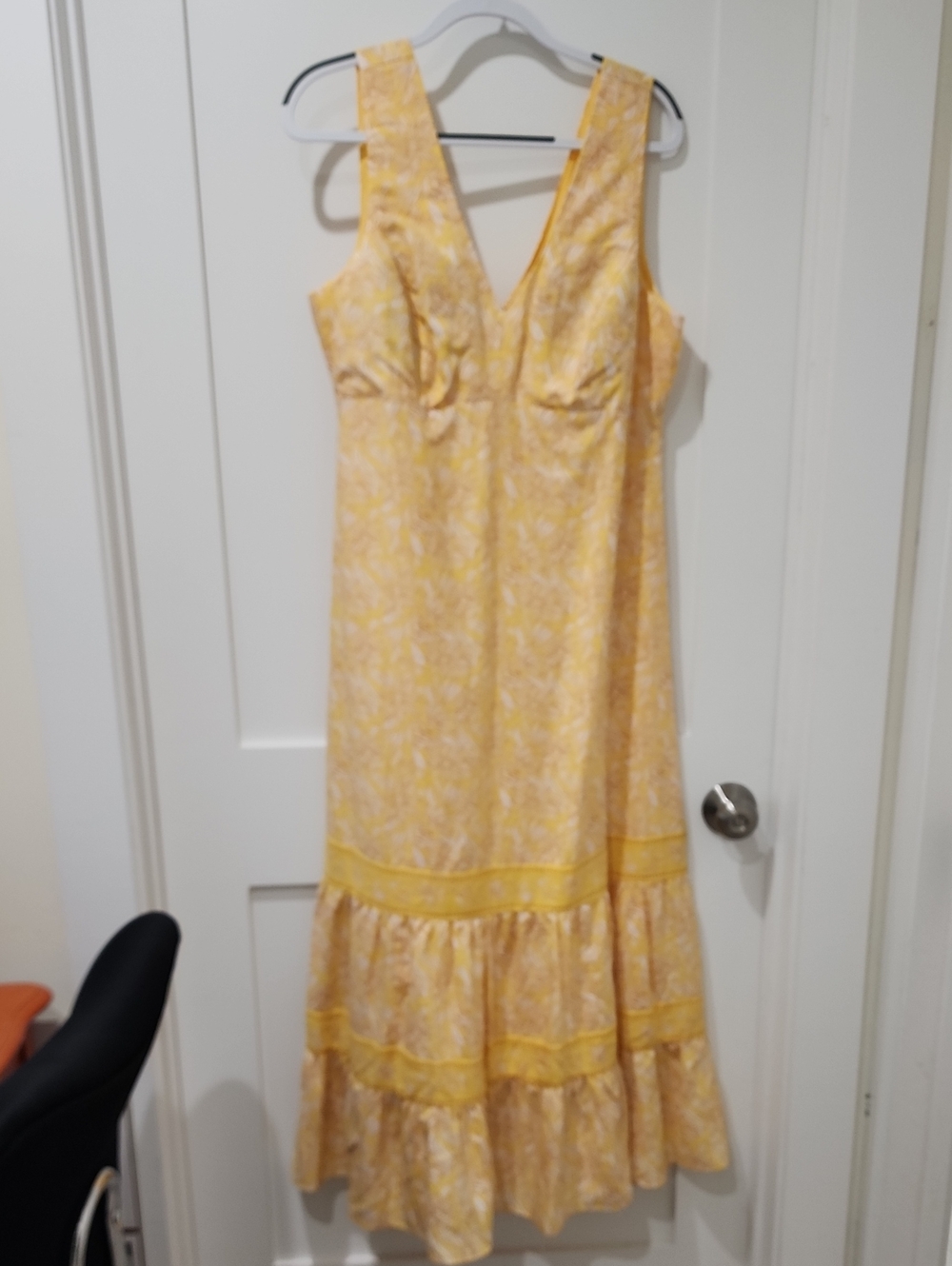 Lilly Pulitzer Yellow Avlyn Honeycomb Hideawy V-Neck Tiered Maxi Dress